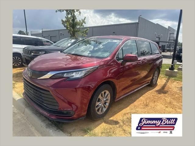 2023 Toyota Sienna LE for sale in Statesboro, GA