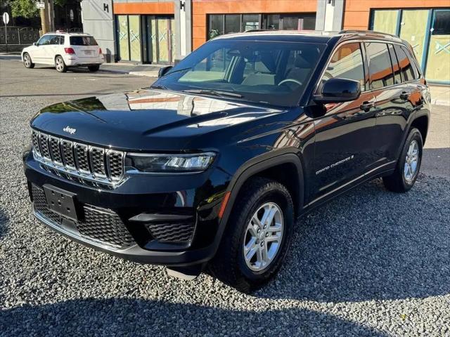2025 Jeep Grand Cherokee Laredo 4x2 for sale in St. Island, NY