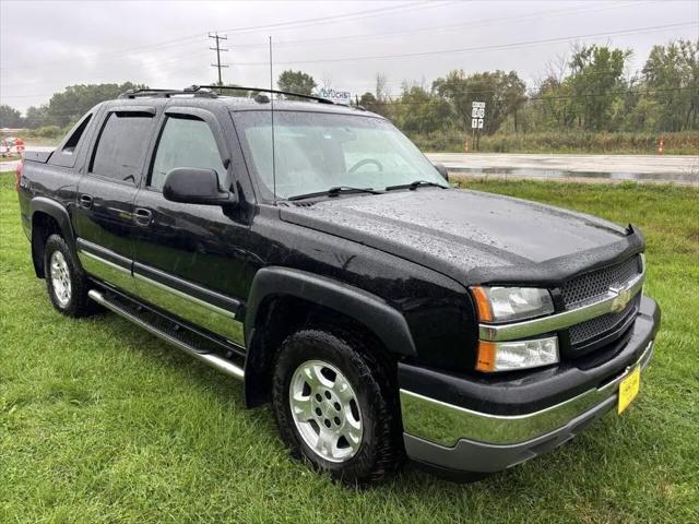 2005 Chevrolet Avalanche Z71 for sale in Menasha, WI