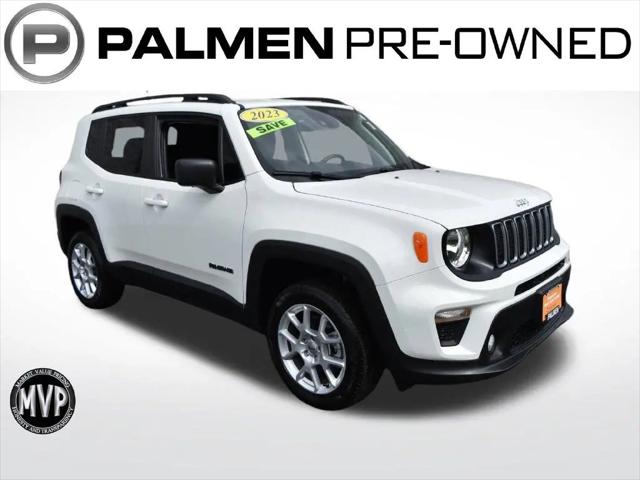 2023 Jeep Renegade Latitude 4x4 for sale in Kenosha, WI