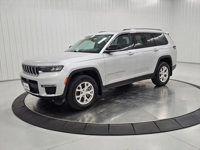 2023 Jeep Grand Cherokee L Limited 4x4 for sale in Mason City, IA