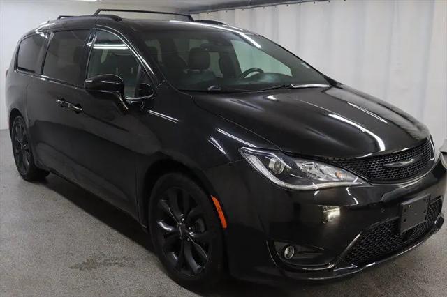 2019 Chrysler Pacifica Touring L Plus for sale in Downers Grove, IL