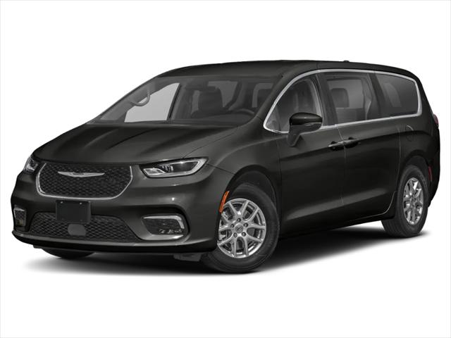 2024 Chrysler Pacifica Touring L for sale in ELYRIA, OH