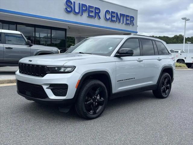 2023 Jeep Grand Cherokee Altitude 4x4 for sale in Acworth, GA
