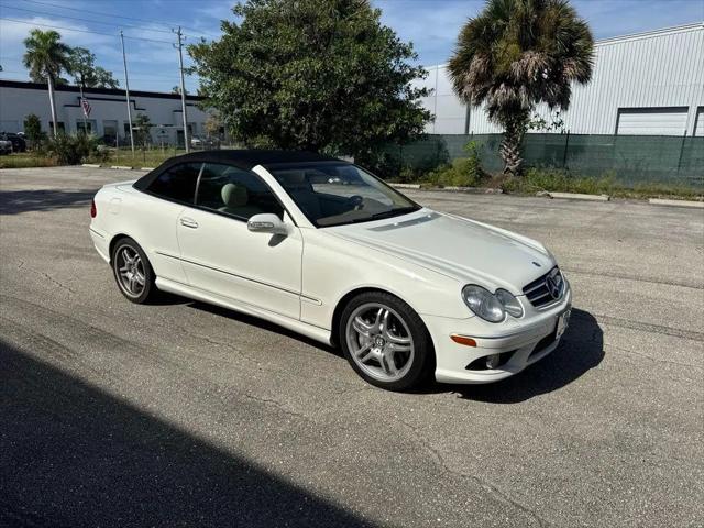 2009 Mercedes-Benz CLK-CLASS CLK 550 for sale in Naples, FL