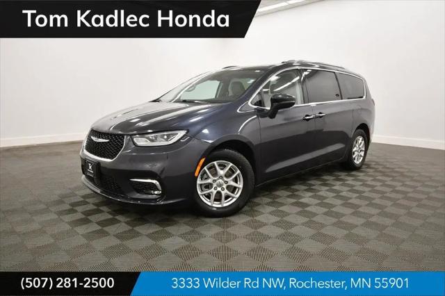 2021 Chrysler Pacifica Touring L for sale in Rochester, MN