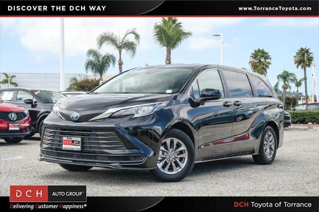 2025 Toyota Sienna LE for sale in Torrance, CA