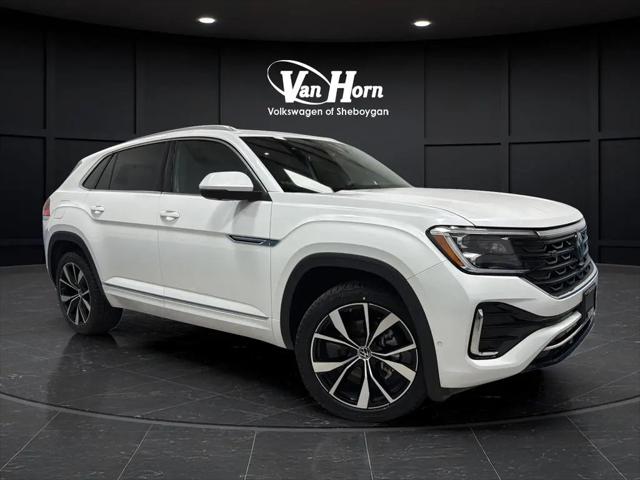 2025 Volkswagen Atlas Cross Sport 2.0T SEL Premium R-Line for sale in Sheboygan, WI