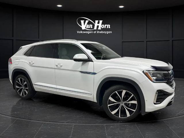 2024 Volkswagen Atlas Cross Sport 2.0T SEL Premium R-Line for sale in Sheboygan, WI