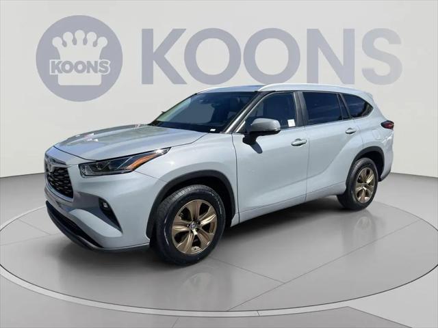 2023 Toyota Highlander Hybrid XLE Bronze for sale in Westminster, MD