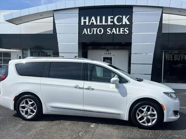 2017 Chrysler Pacifica Touring-L Plus for sale in Bowling Green, OH