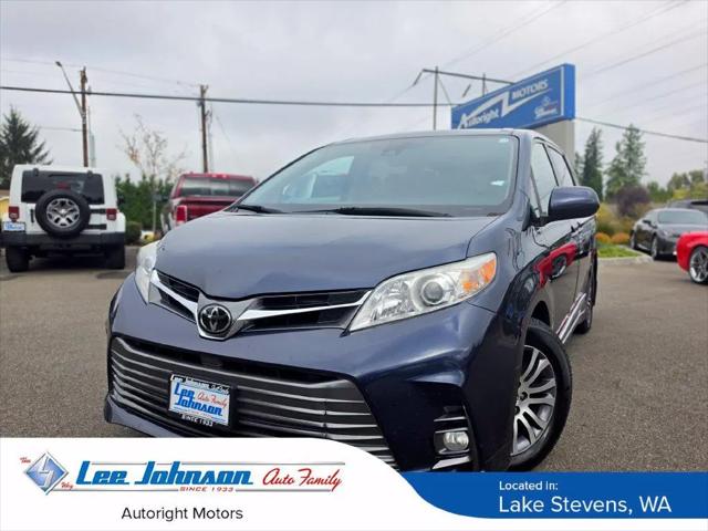 2018 Toyota Sienna XLE 8 Passenger for sale in Lake Stevens, WA