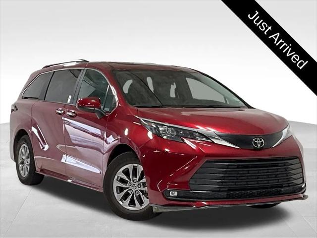 2026 Toyota Sienna XLE for sale in Des Moines, IA