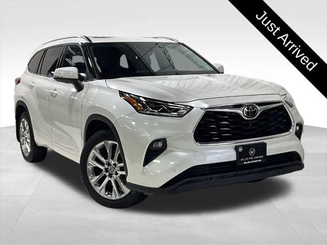 2020 Toyota Highlander Limited for sale in Des Moines, IA