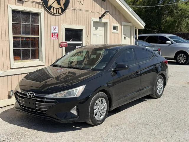 2019 Hyundai Elantra SE for sale in Lewisville, TX