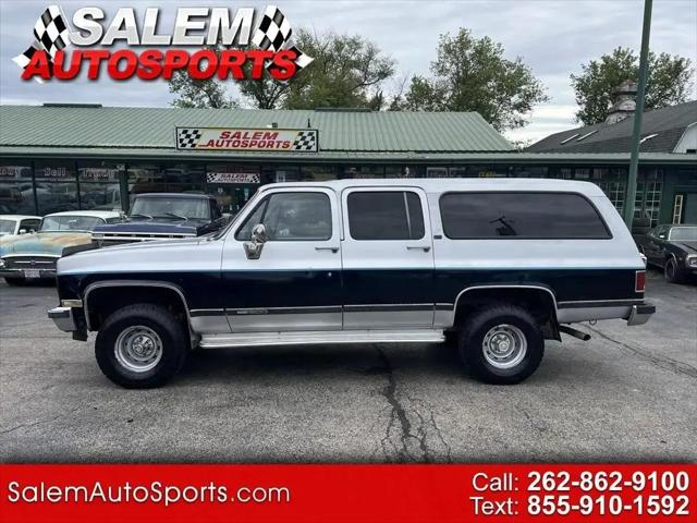 1989 GMC Suburban V15 Tailgate for sale in Trevor, WI