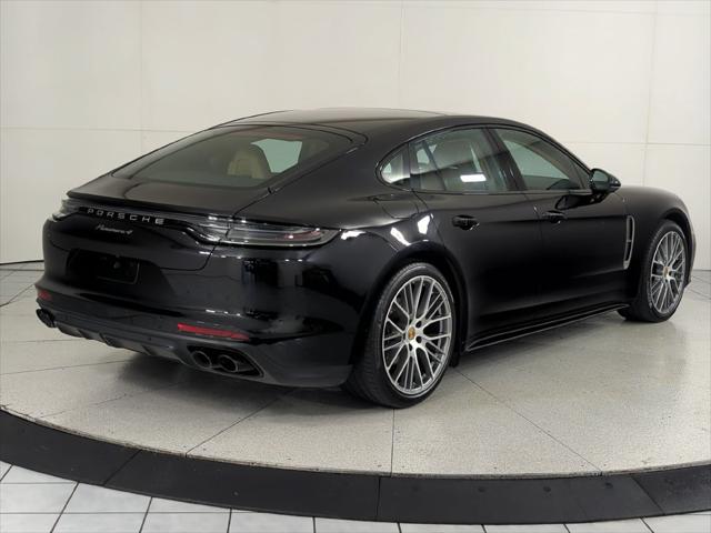 2023 Porsche Panamera 4 Platinum Edition