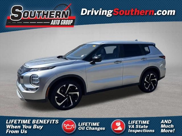 2022 Mitsubishi Outlander 2022 Mitsubishi Outlander