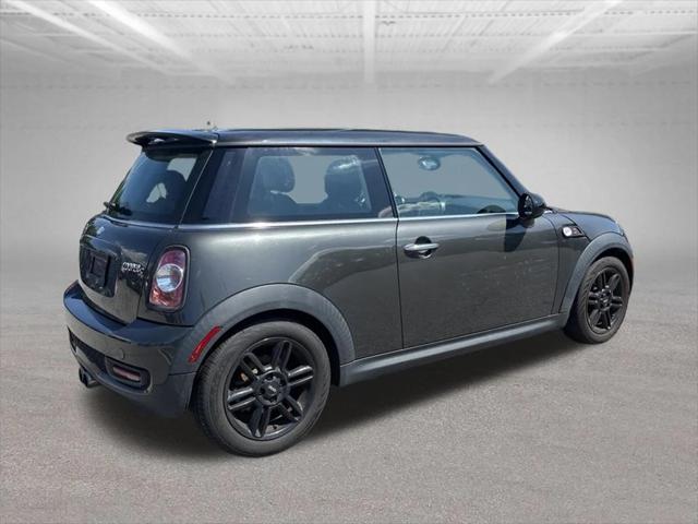 2012 Mini Cooper S Base 2012 Mini Cooper S Base