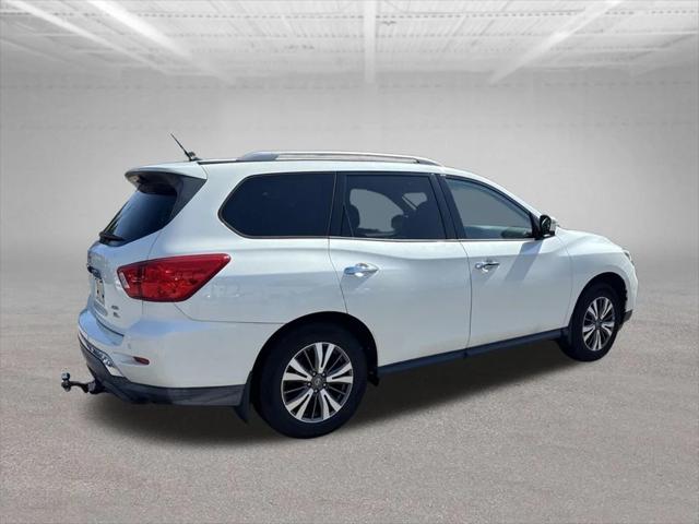 2018 Nissan Pathfinder SL 2018 Nissan Pathfinder SL