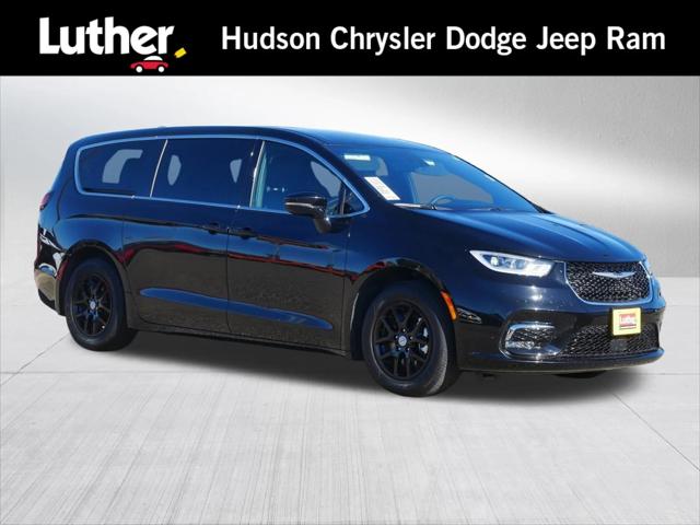 2026 Chrysler Pacifica Select for sale in Hudson, WI