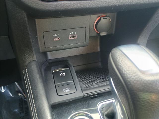 2021 Nissan Kicks SR Xtronic CVT