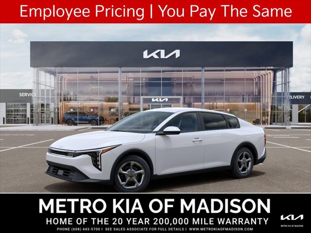 2026 Kia K4 LXS