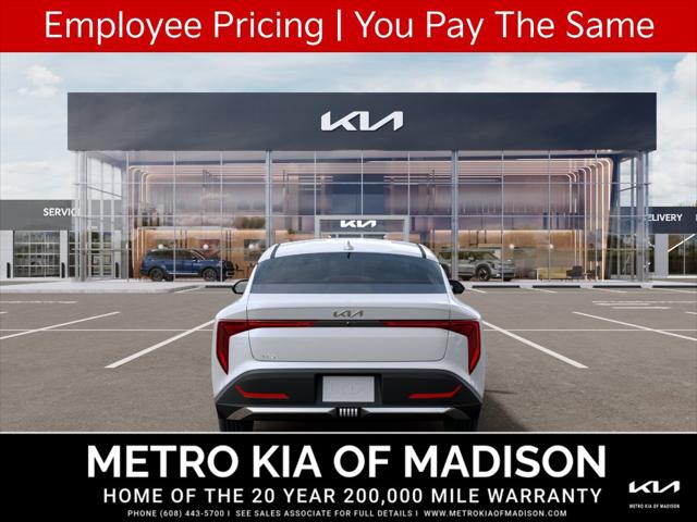 2026 Kia K4 LXS