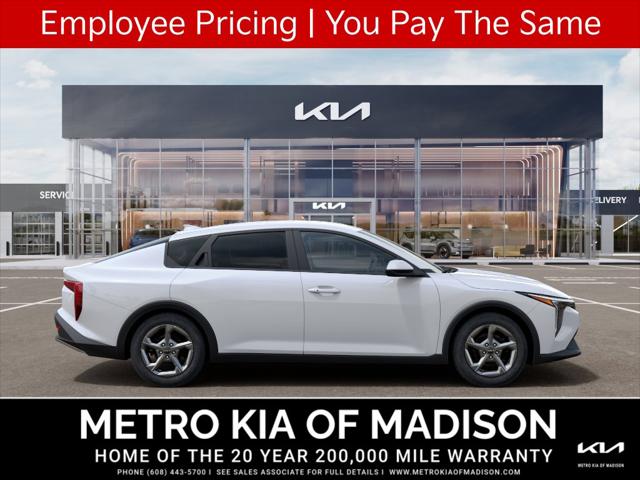 2026 Kia K4 LXS