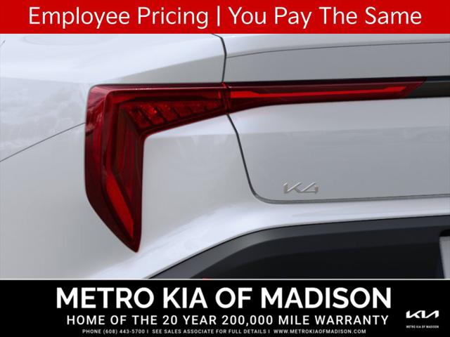 2026 Kia K4 LXS