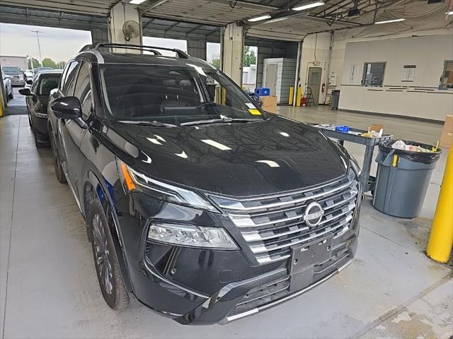 2025 Nissan Rogue Platinum FWD for sale near Groveport, OH