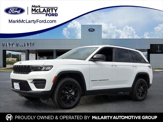 2025 Jeep Grand Cherokee Altitude 4x4 for sale in North Little Rock, AR