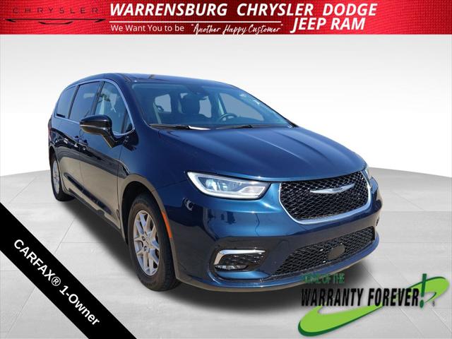2024 Chrysler Pacifica Touring L for sale in Warrensburg, MO