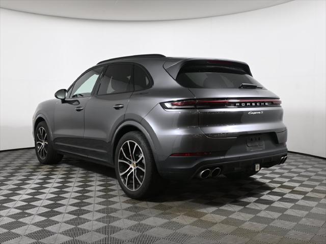 2024 Porsche Cayenne S