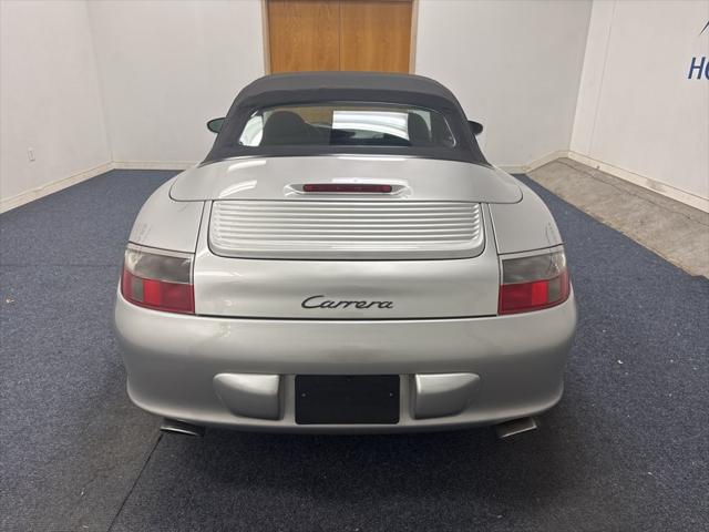 2003 Porsche 911 Carrera