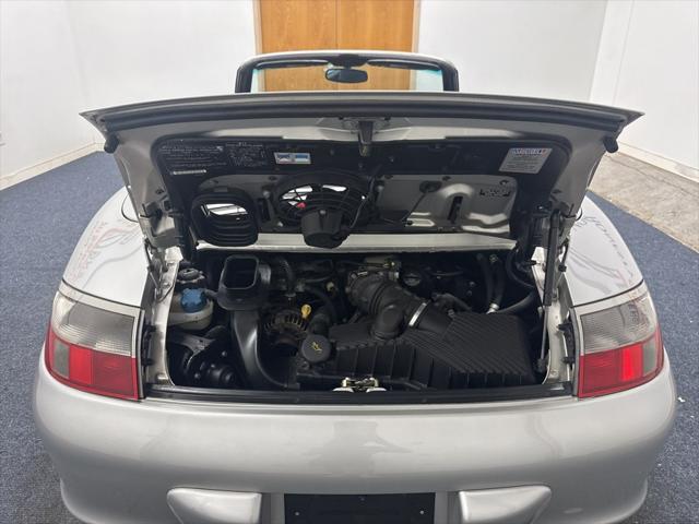 2003 Porsche 911 Carrera