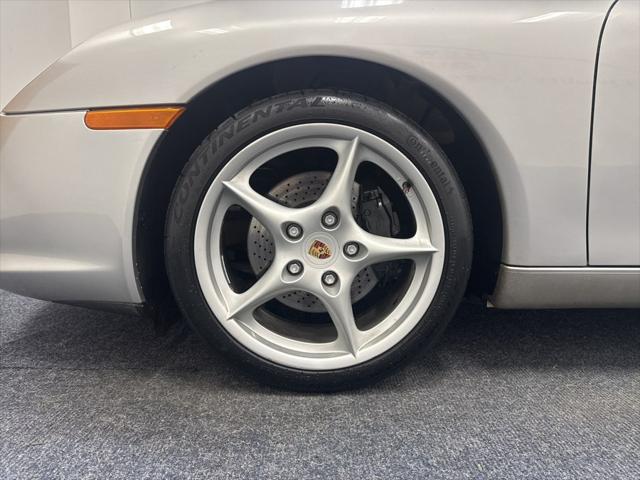 2003 Porsche 911 Carrera