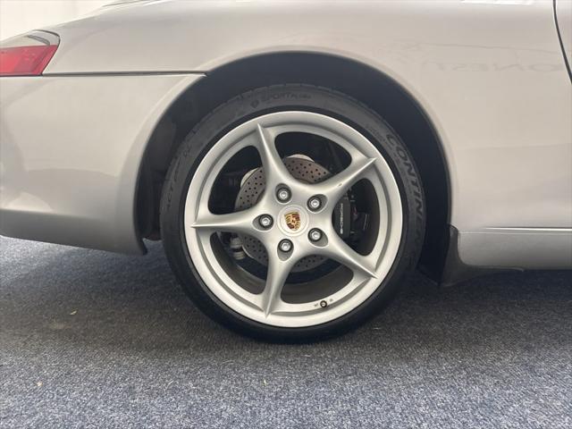 2003 Porsche 911 Carrera