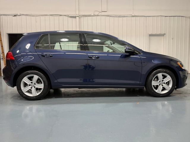 2017 Volkswagen Golf TSI Wolfsburg Edition 4-Door