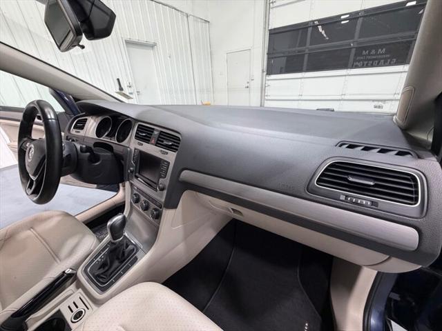 2017 Volkswagen Golf TSI Wolfsburg Edition 4-Door