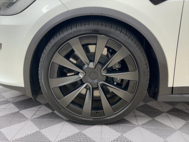 2023 Tesla Model X Base