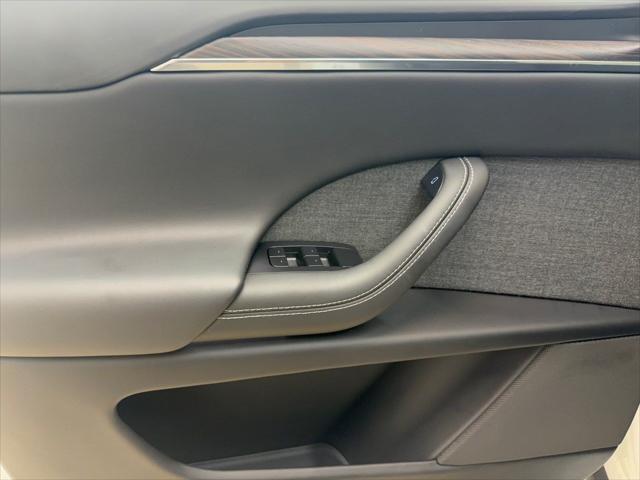 2023 Tesla Model X Base