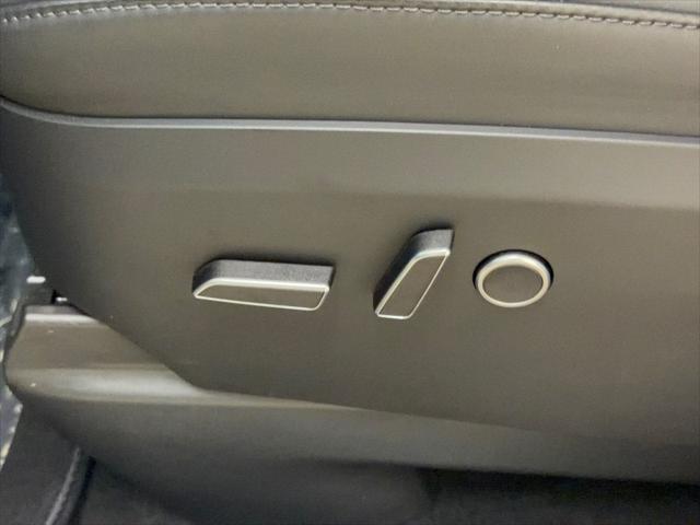 2023 Tesla Model X Base