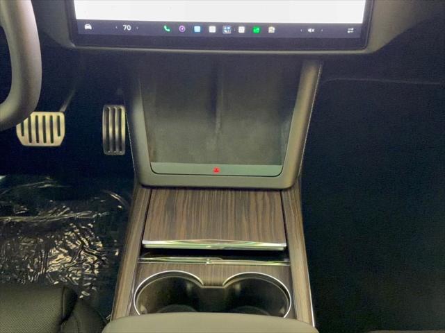 2023 Tesla Model X Base