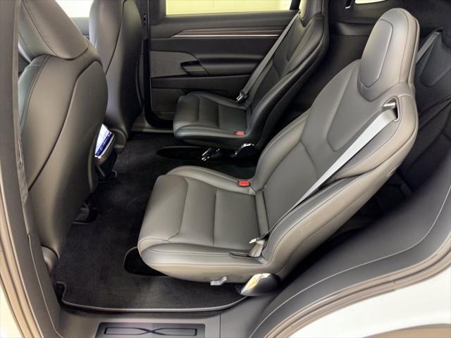 2023 Tesla Model X Base