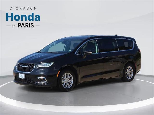 2024 Chrysler Pacifica Touring L for sale in Paris, TX