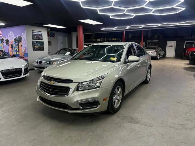 2015 Chevrolet Cruze 1LT Auto for sale in Shelby Township, MI