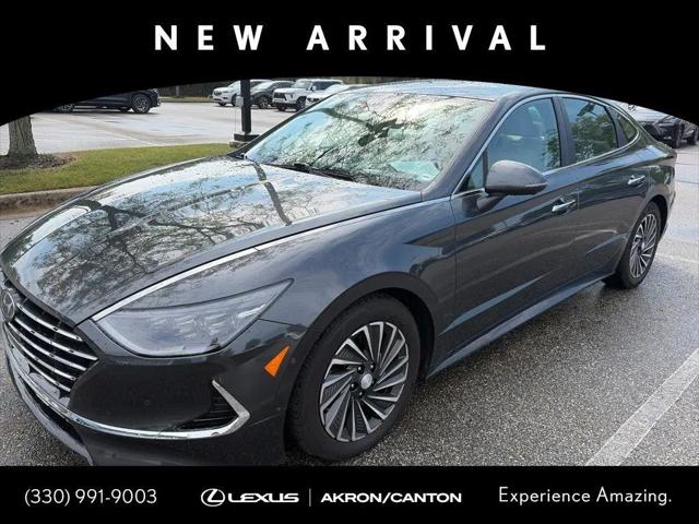 2022 Hyundai Sonata Hybrid Limited for sale in Akron, OH