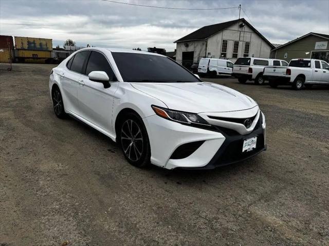 2018 Toyota Camry SE for sale in Eugene, OR