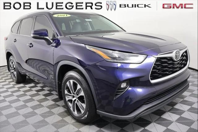 2021 Toyota Highlander XLE for sale in Jasper, IN
